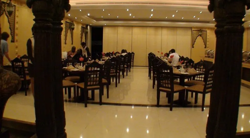 Lotus Grand Hotel Dubai 4*,